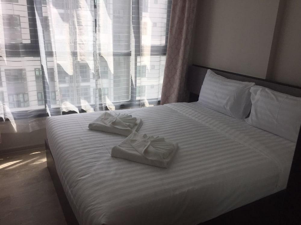 The Base Central Pattaya  Sea View