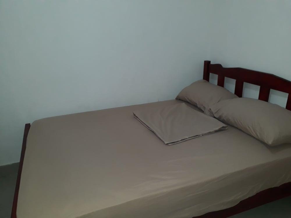 Hostal Brisas Calobreñas