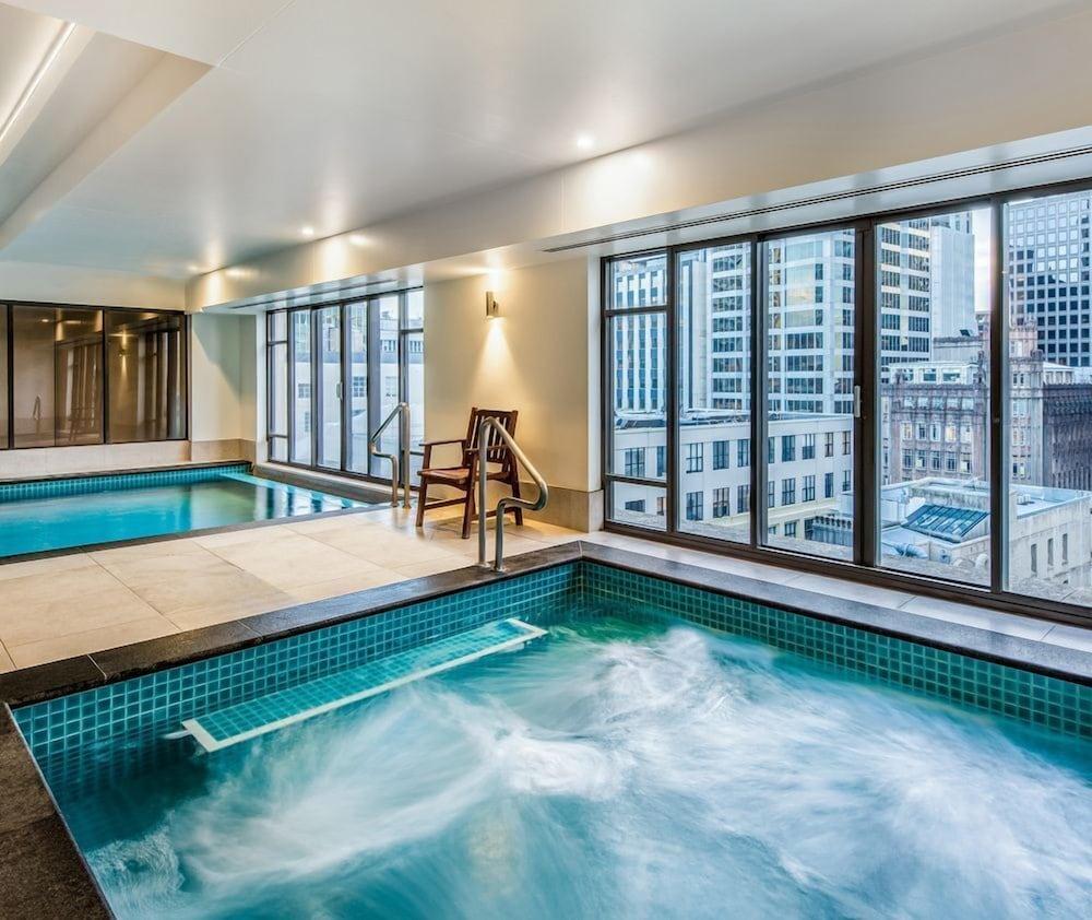 Central 1 Bedroom in Metropolis