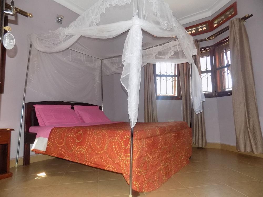Elgon Heights Motel
