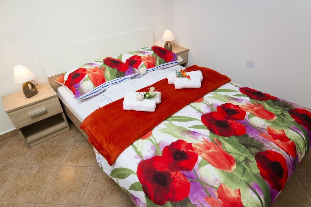 Apartments Villa Nona