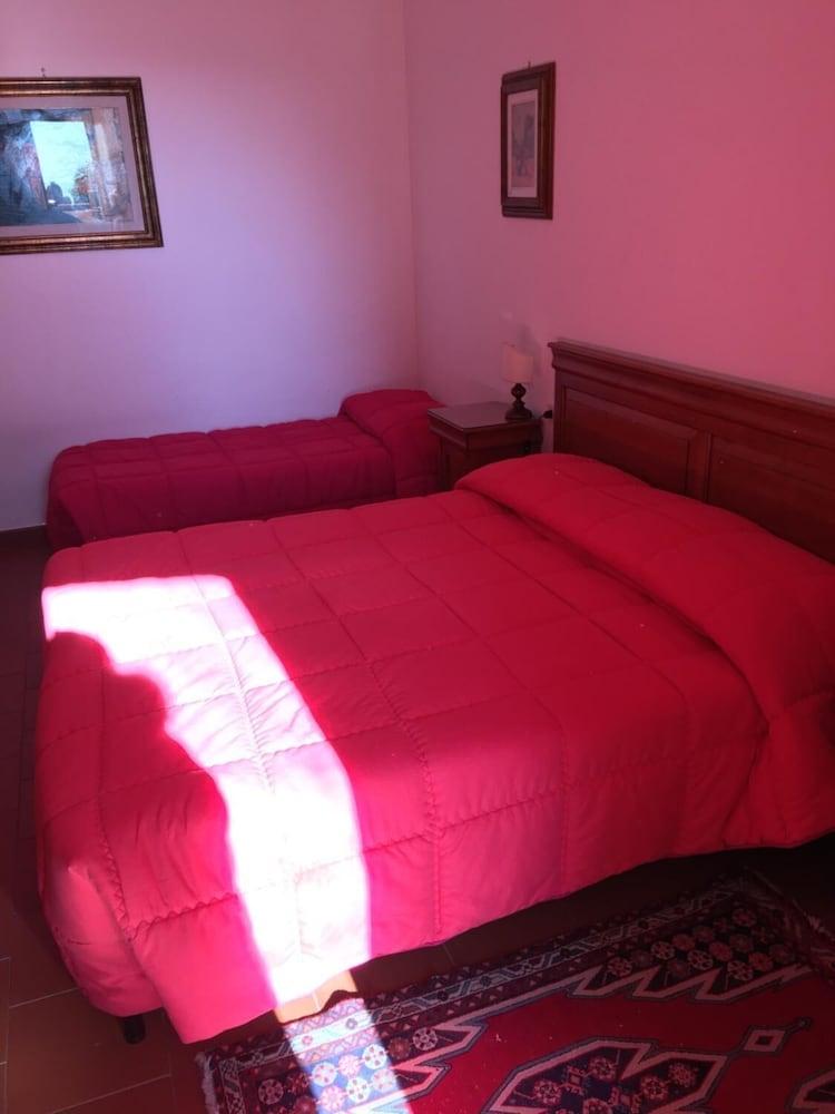 Affittacamere Villa Bagno Santo