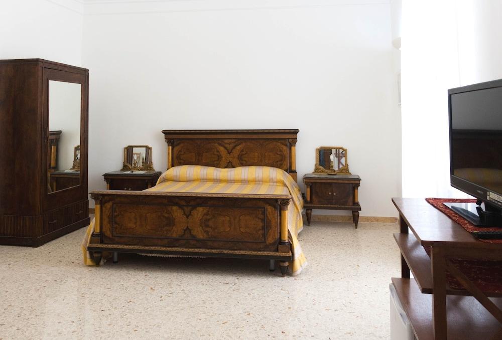 Residenza Santa Lucia B&B