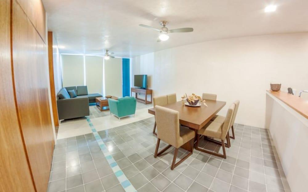 Beautiful and Cozy 2BR by Happy Address