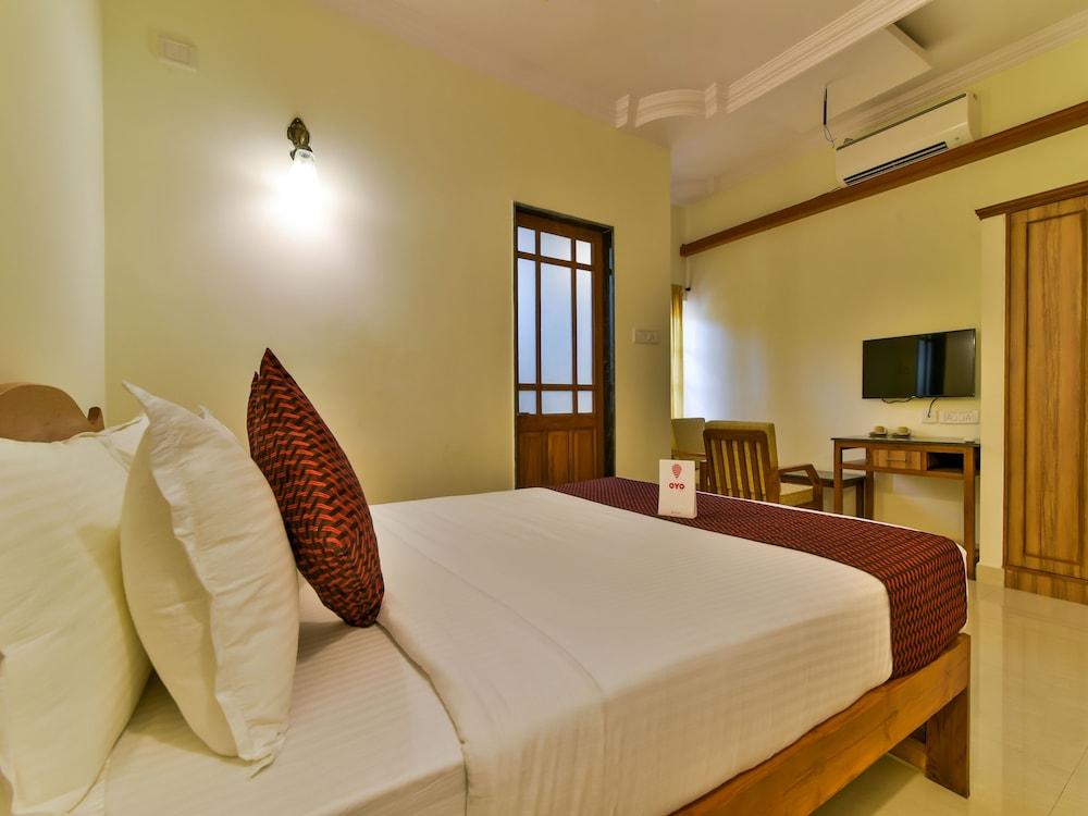 OYO 12786 Sonika Leisure