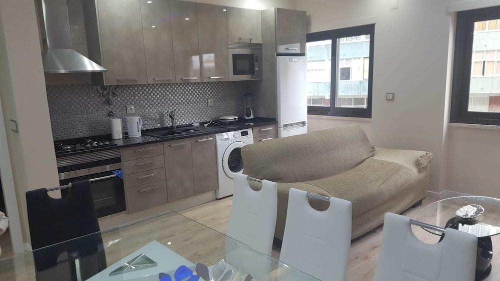 Cozy Pontinha Apartment