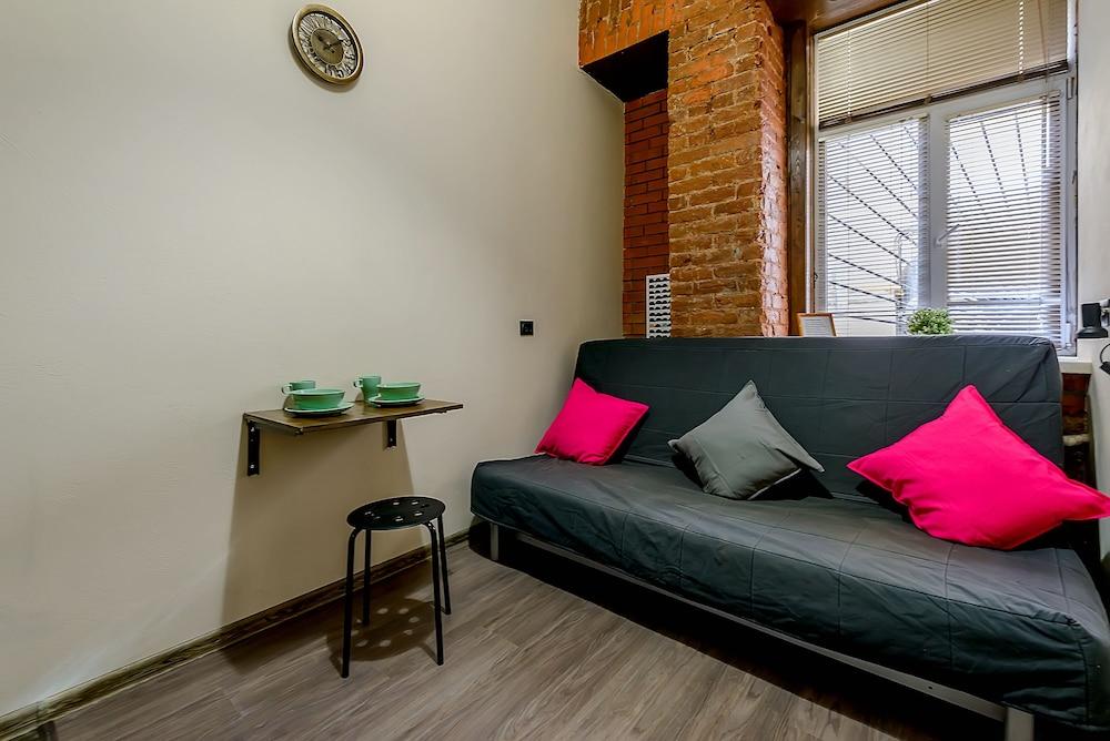 Piter Palace Emerald