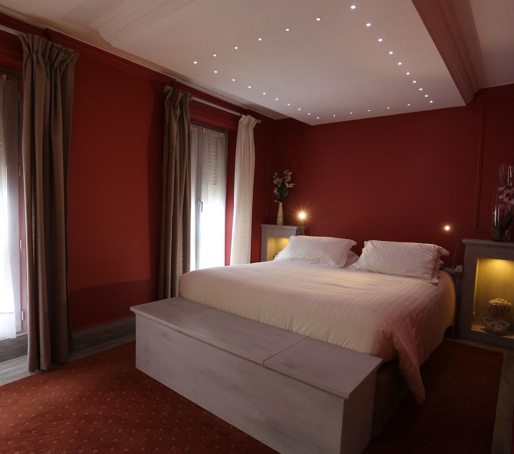 Châteaux Demeures Hôtels     Le Cheval Noir