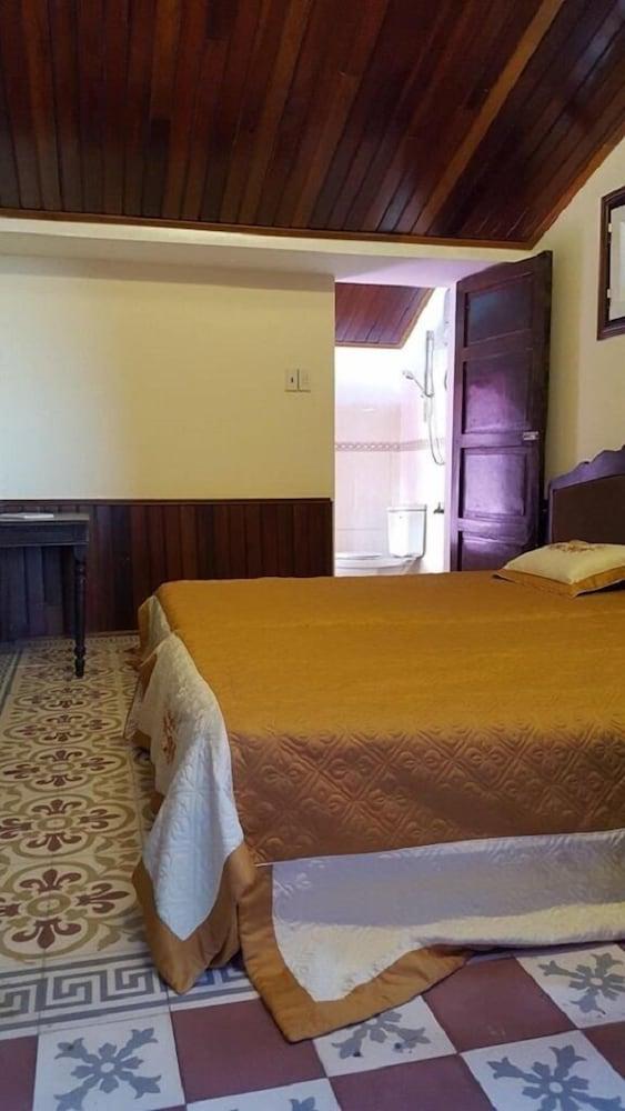 The Casting Homestay