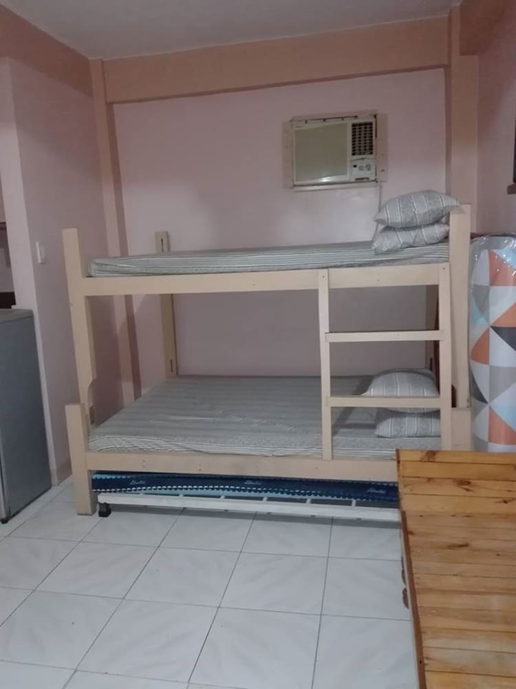 Antipolo Beach Haus Annex