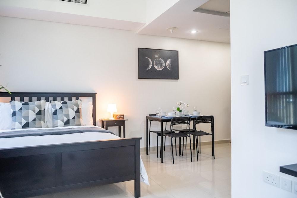 HiGuests - Bay Central West