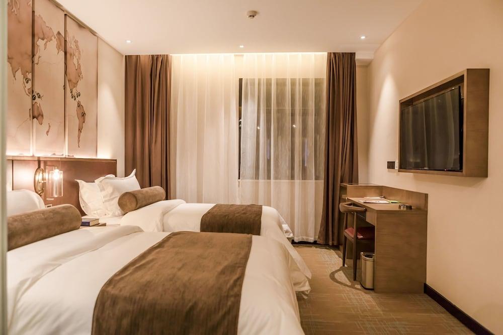 James Joyce Coffetel Dongxiaonan