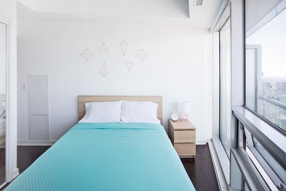 Velvet Stays – Financial District