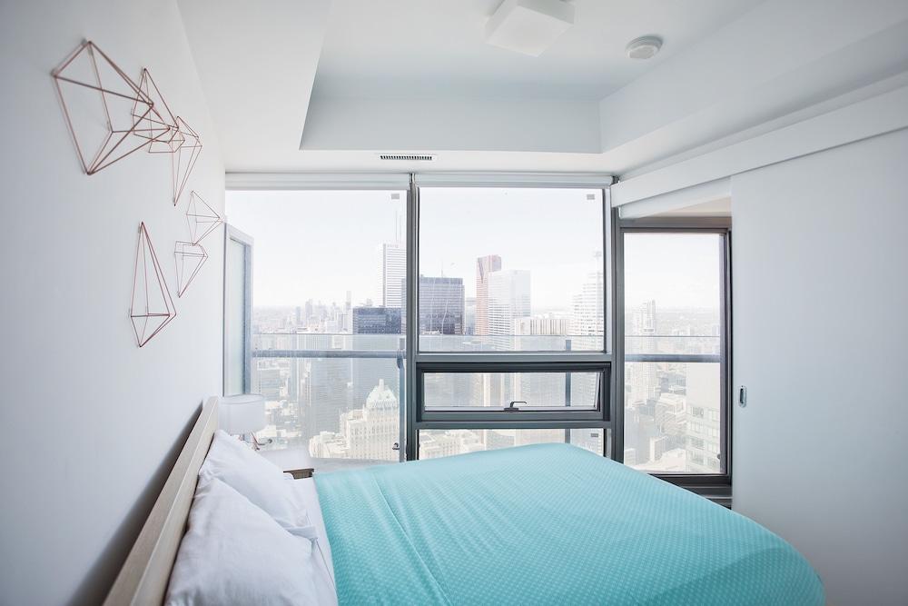 Velvet Stays – Financial District