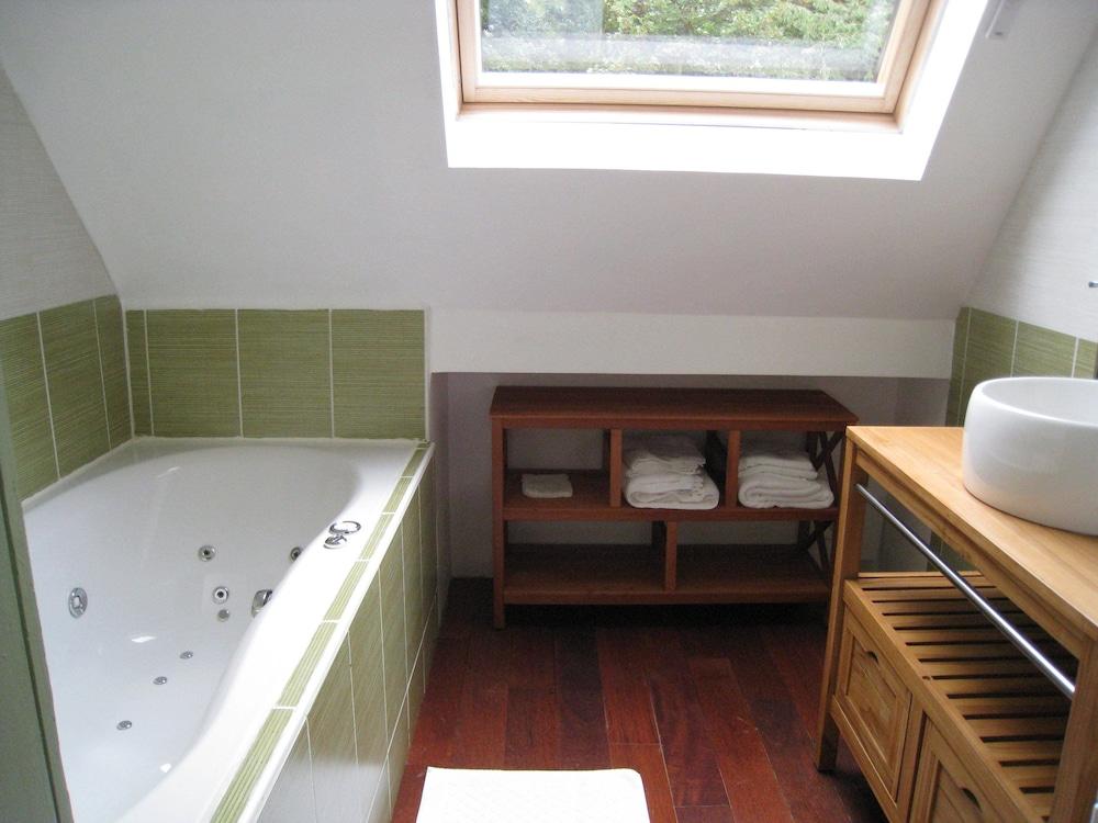 Gites - Château d'Omiecourt