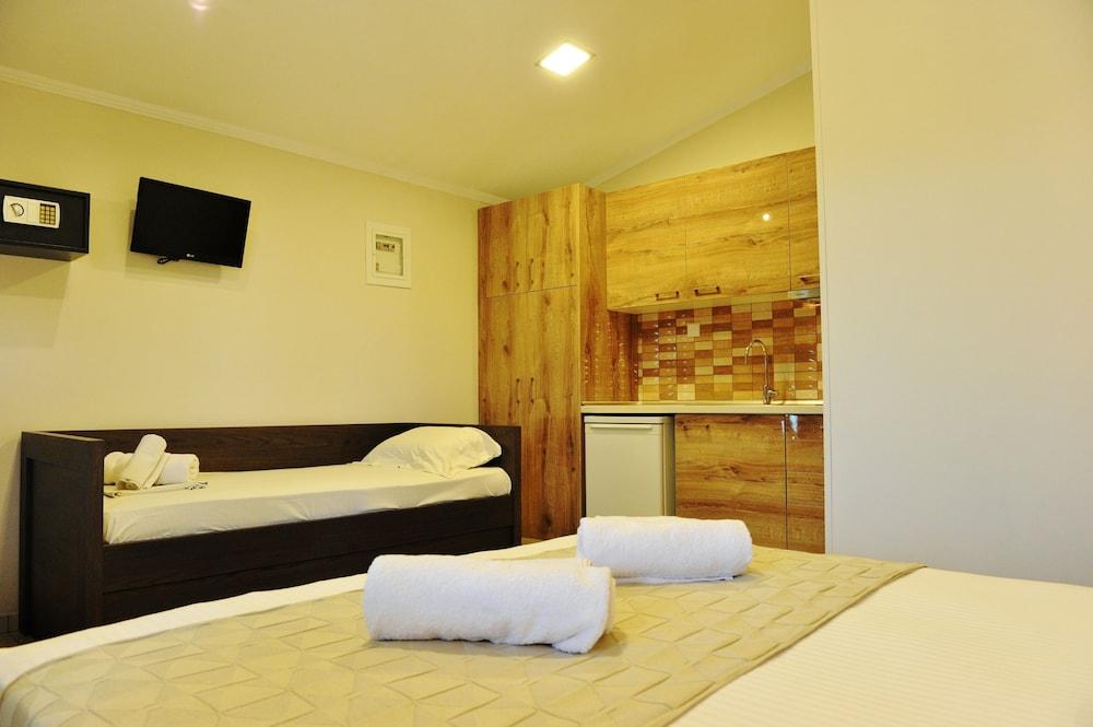 Sunday Summer Resort