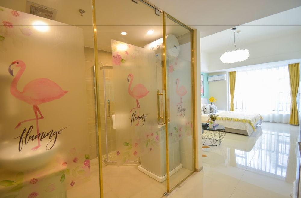 Iway International Apartment