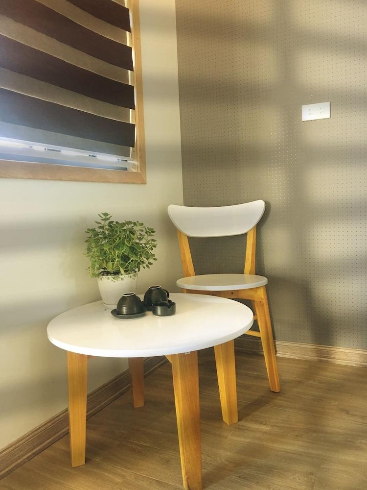 Bamboo Hotel & Apartments - Hostel