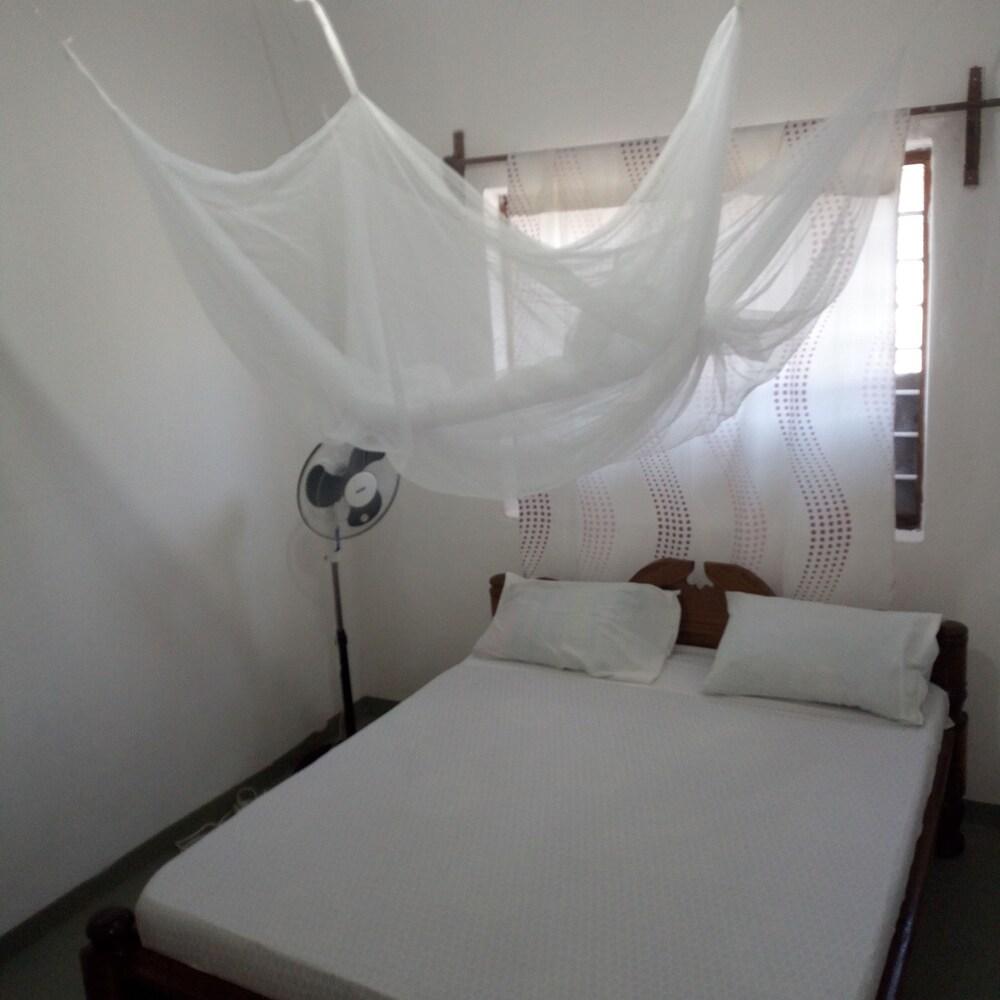 Delina Mshimba Guest House