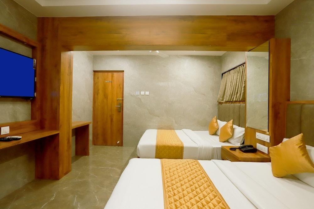 Hotel Karishma Dadar