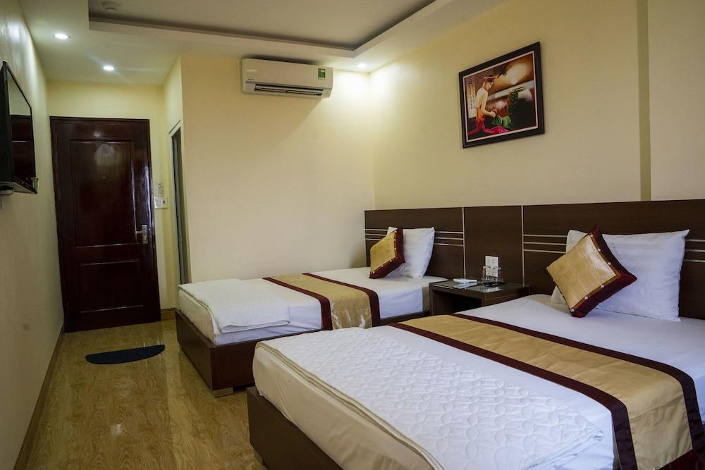 Phuong Trang Ha Long