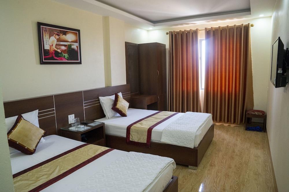 Phuong Trang Ha Long