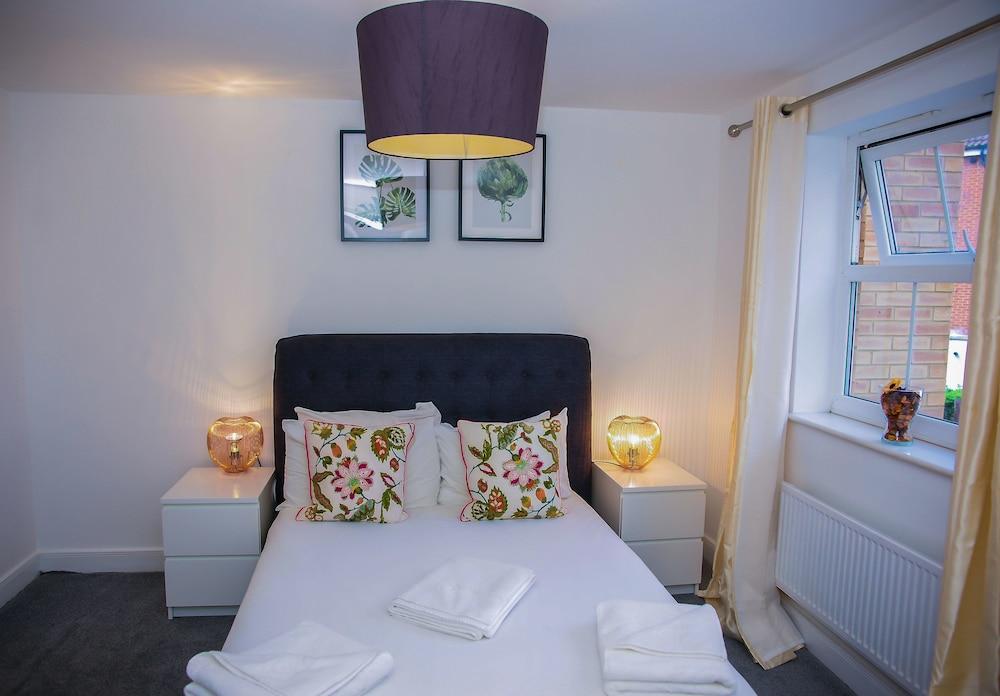 Superior 2 bedroom Apartments