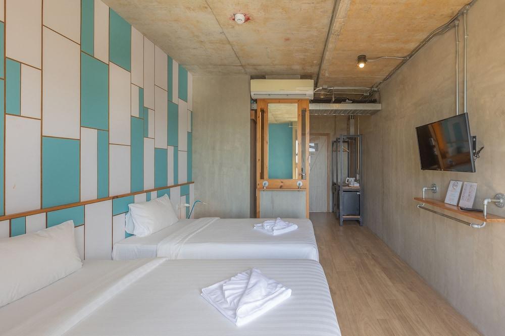 EcoLoft Hotel