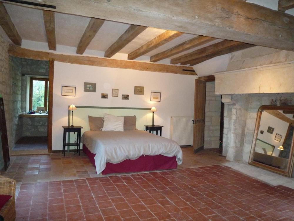 Le Logis du Peu girard