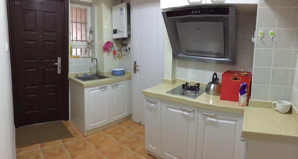 Henry's Apartment - South Shanxi Road