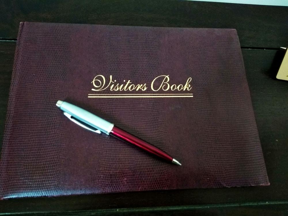 Porthkerry House B&B