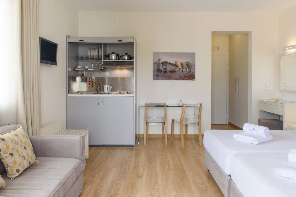 Melia Sol Art Studios