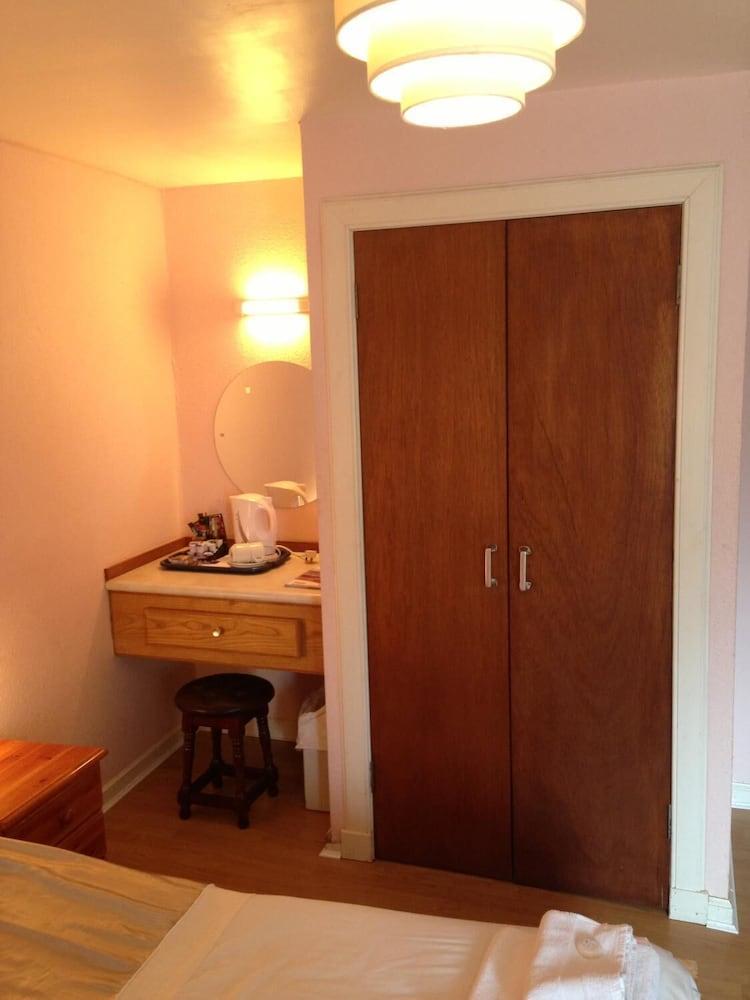 The White Swan Hotel