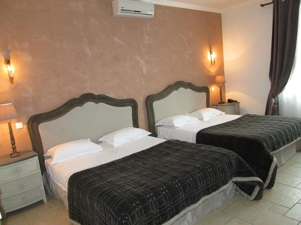 Hôtellerie du Château de Floure & Spa