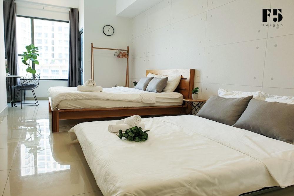 F5 Saigon Luxury Studio