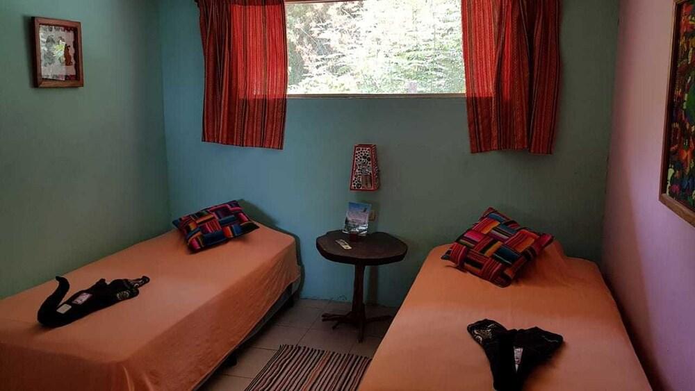 Gucumatz Lakeside Inn