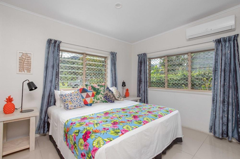 Natura Beach Pool Villa 2