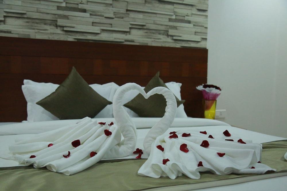 Jupiter One Continent Hitech City