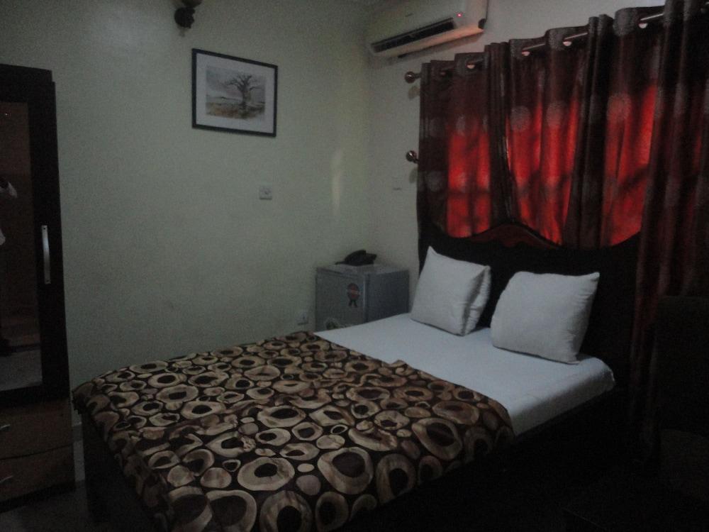 Hamak Suites and Garden