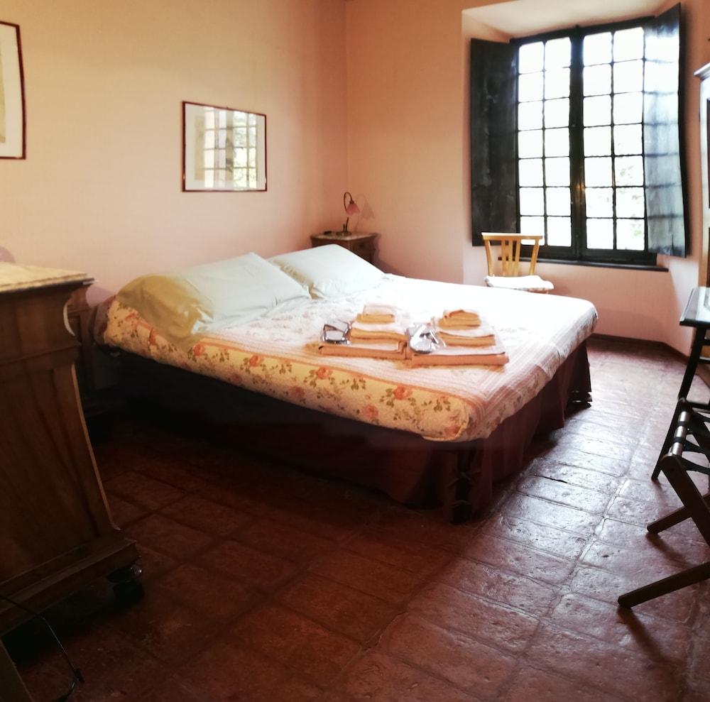 Room & Breakfast nel borgo Scipione