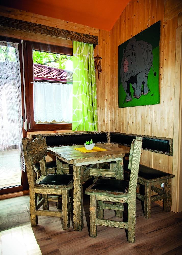 Baumhotel Styrassic Park