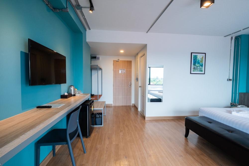 S.22 Hotel Suratthani