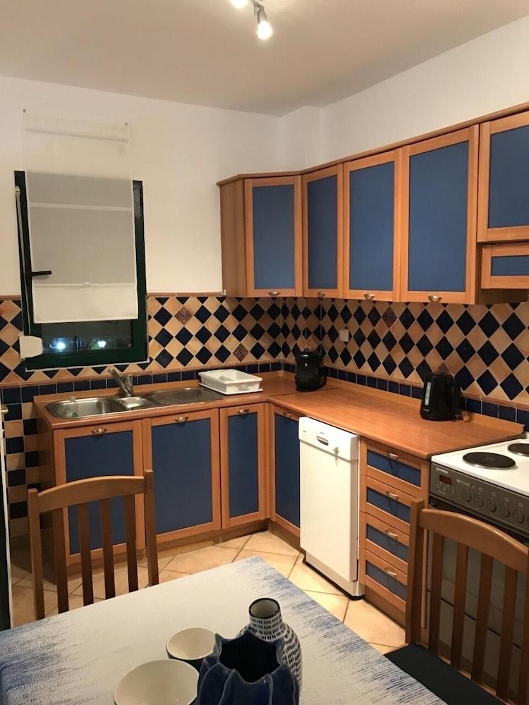 Stunning sea-front maisonette