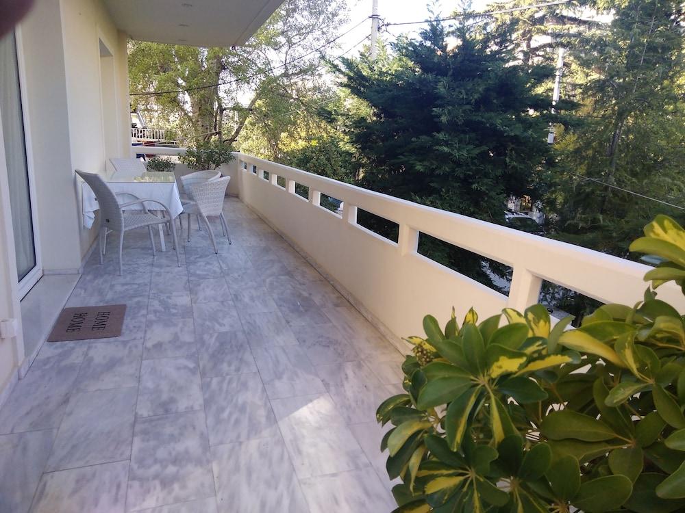 Classic Lux Apt Athens Riviera