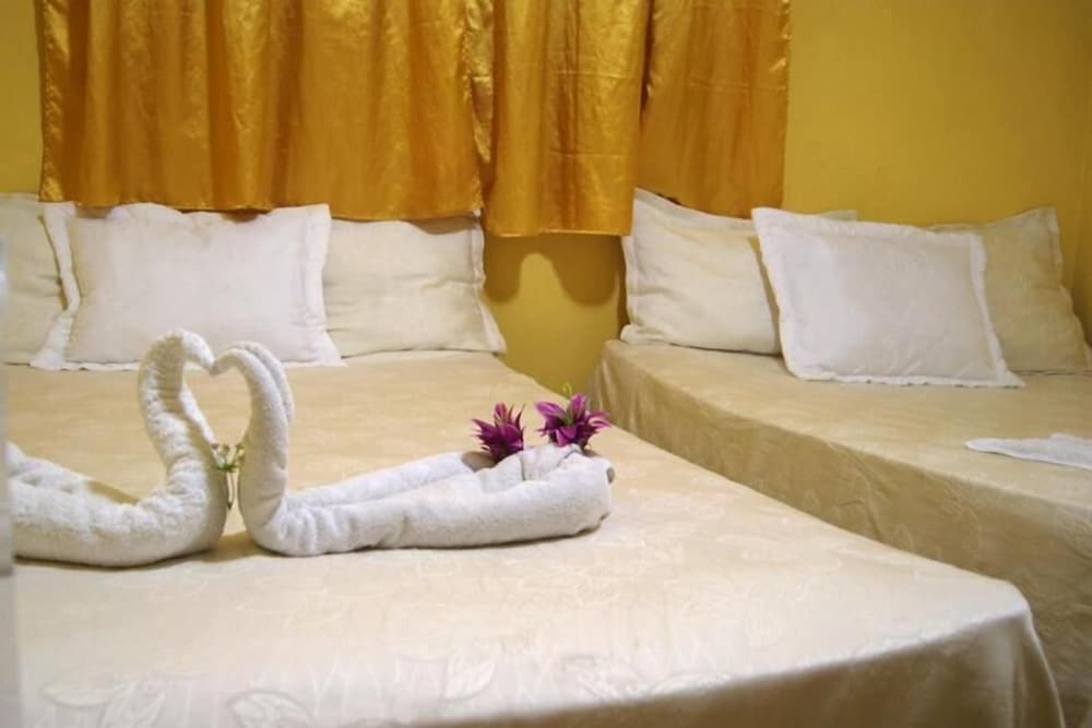 Diamonds Hotel Boutique