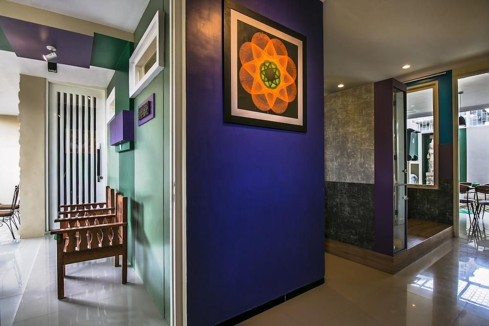 Dhanesvara Holistic Villa