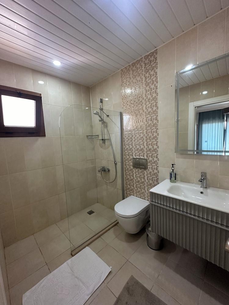 The Townhouse Apartment