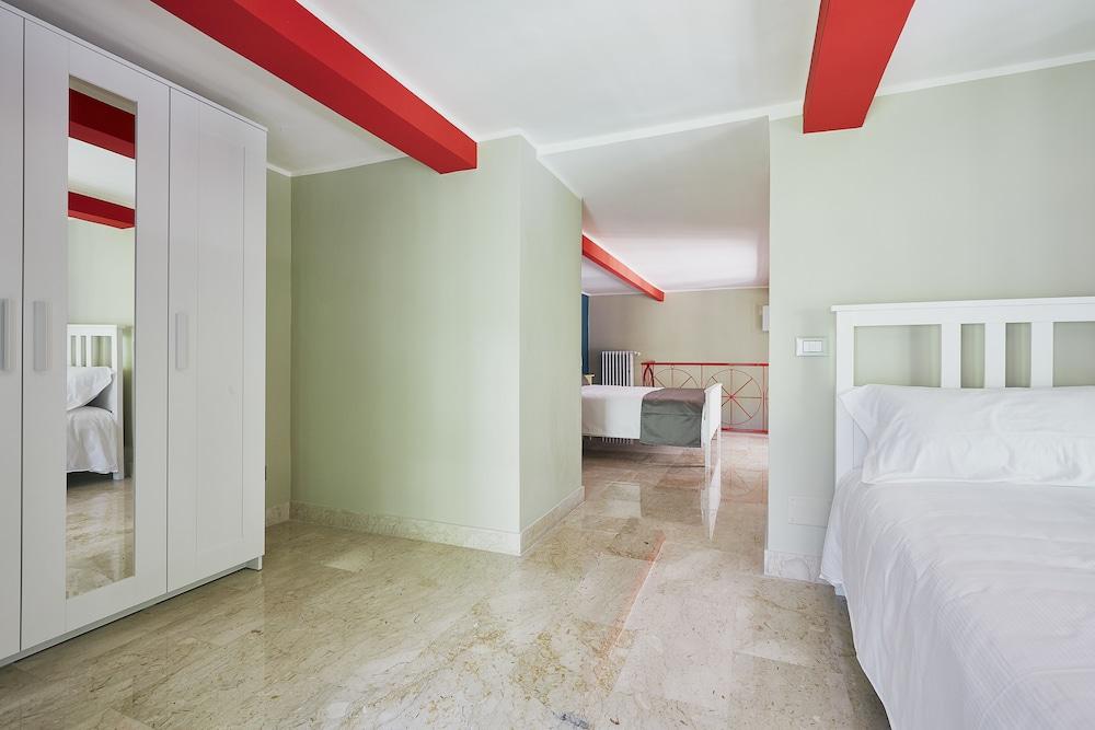 Corte dei medici - Palace