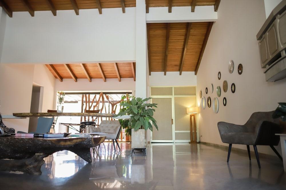 Royal Garden Hotel Boutique