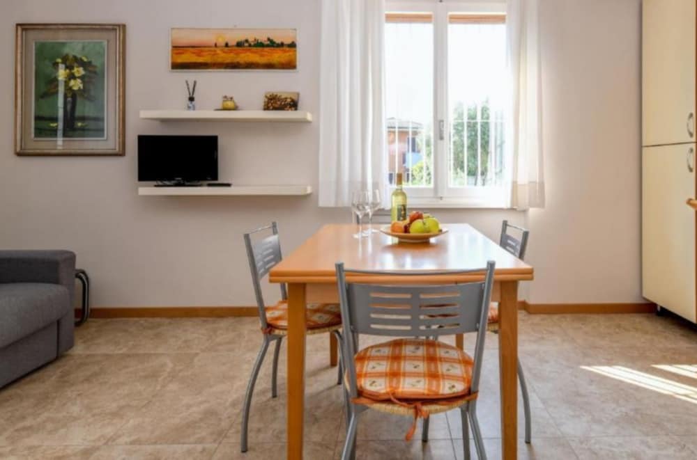 Desenzanoloft – Two Apartments One Price